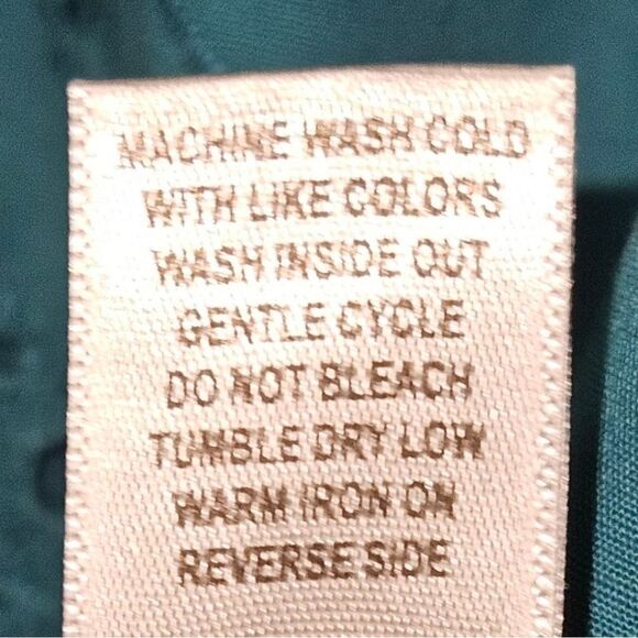 CJ BANKS Plus Size Teal/Green Short Sleeve Open Knit blouse. - Picture 10 of 15